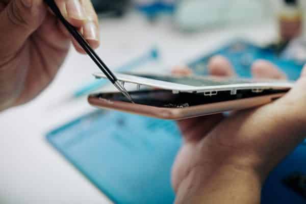 Réparation de la vitre d'iPhone à Rennes - Mon Réparateur